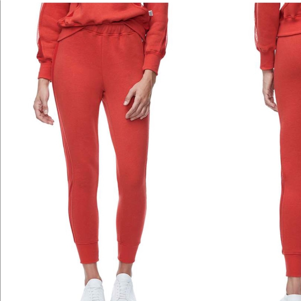 NEW- Good American- Slim Good Sweats